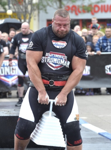 England's Terry Hollands, Ultimate Strongman Battle of Britain 2017.